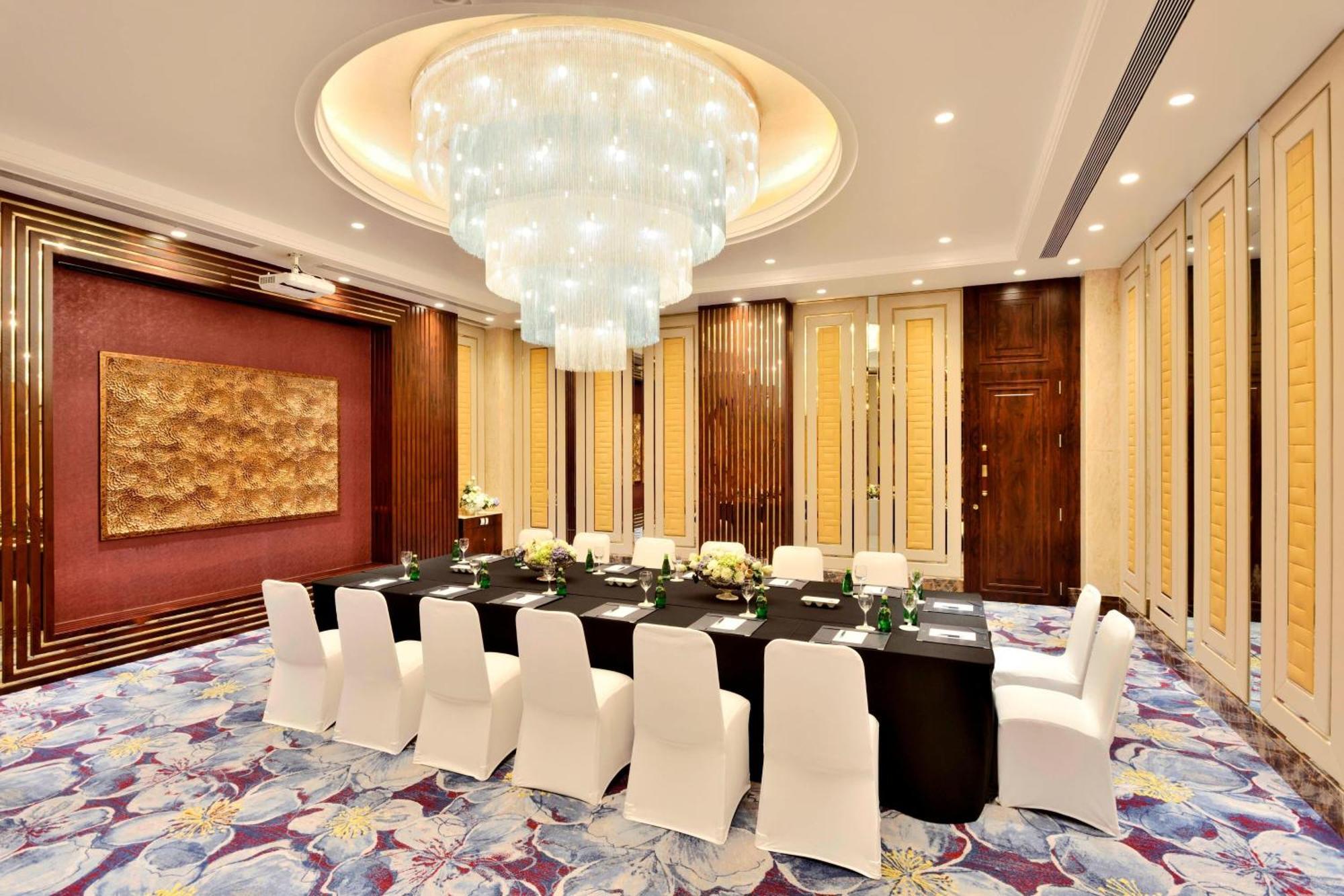 Sheraton Grand Pune Bund Garden Hotel Eksteriør billede