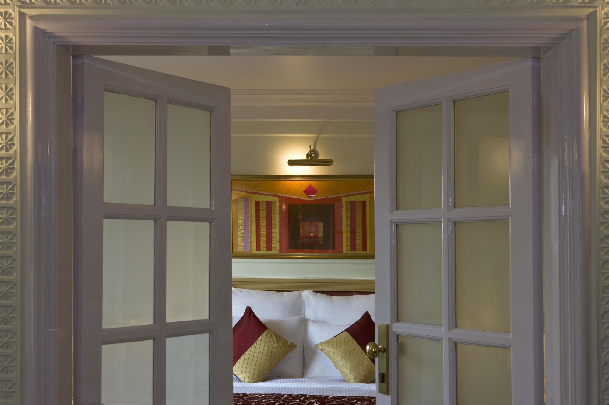 Sheraton Grand Pune Bund Garden Hotel Eksteriør billede