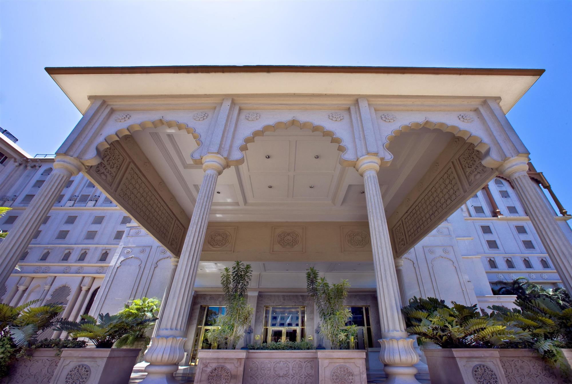 Sheraton Grand Pune Bund Garden Hotel Eksteriør billede