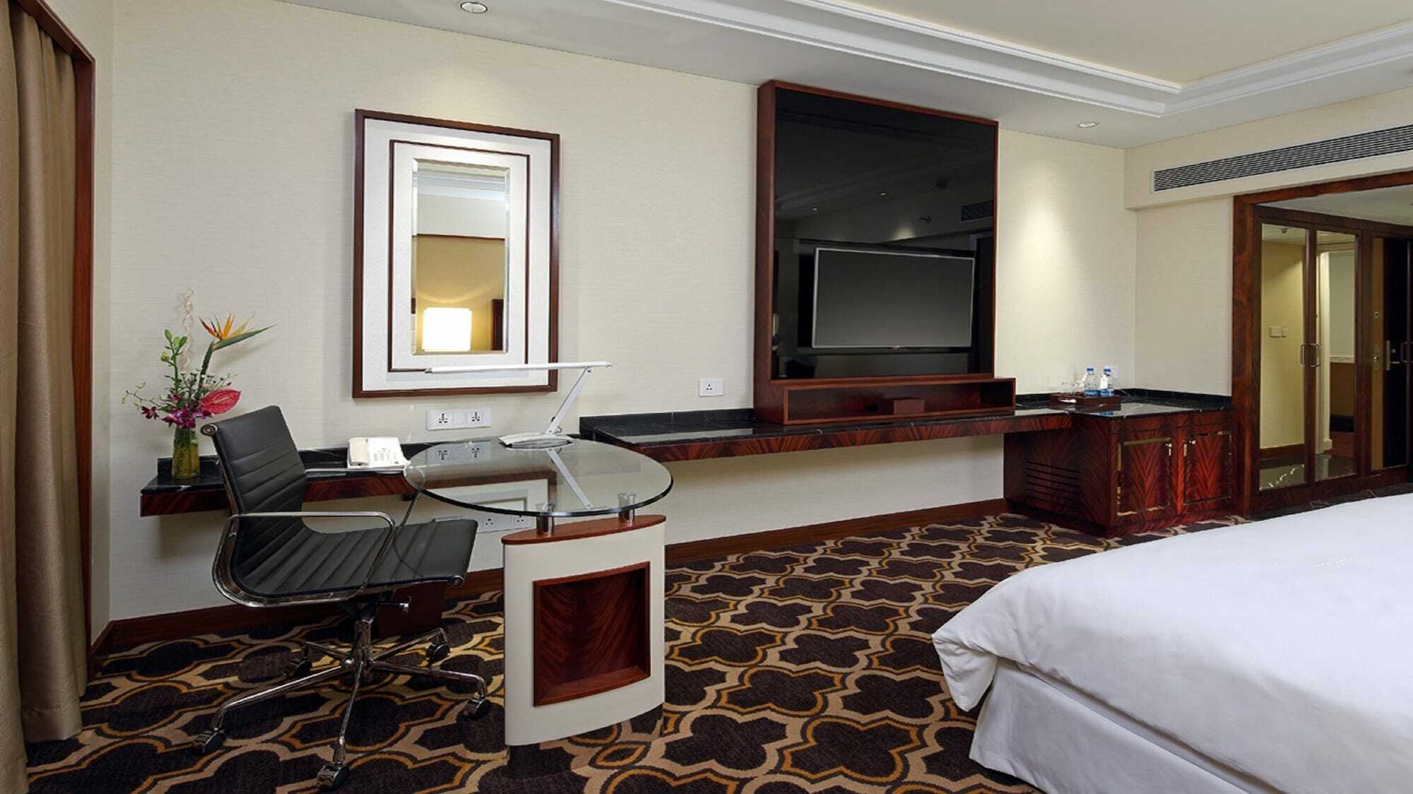 Sheraton Grand Pune Bund Garden Hotel Eksteriør billede